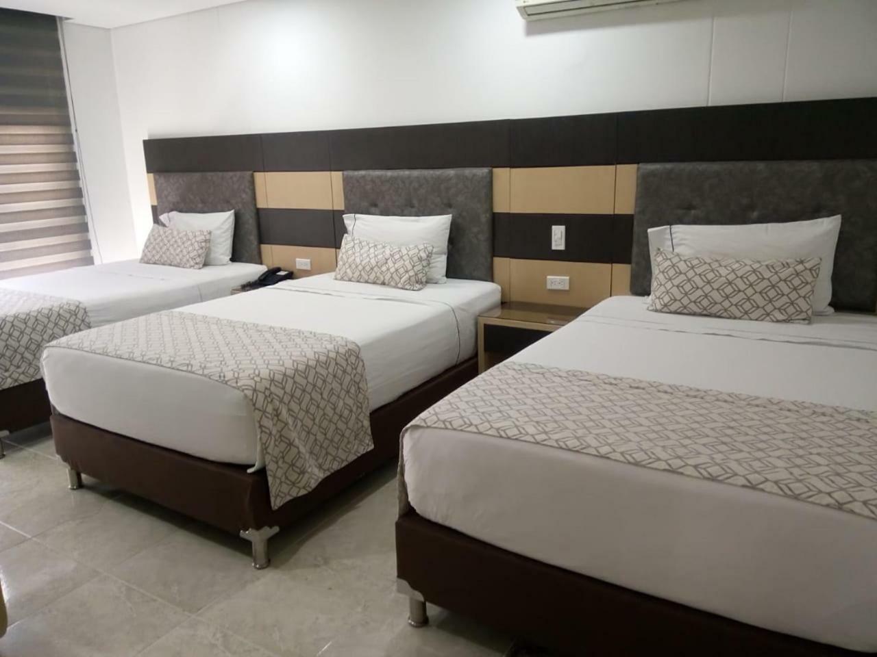Hotel Parque 70 Medellín Exteriör bild